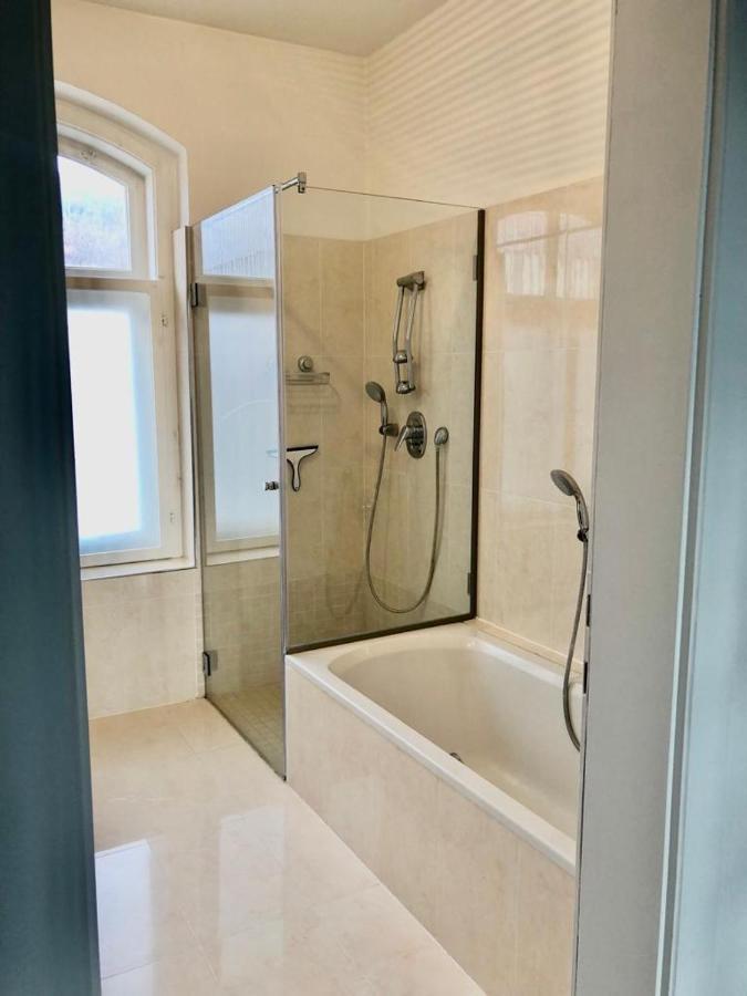 Secret Garden Villa Pörtschach am Wörthersee المظهر الخارجي الصورة